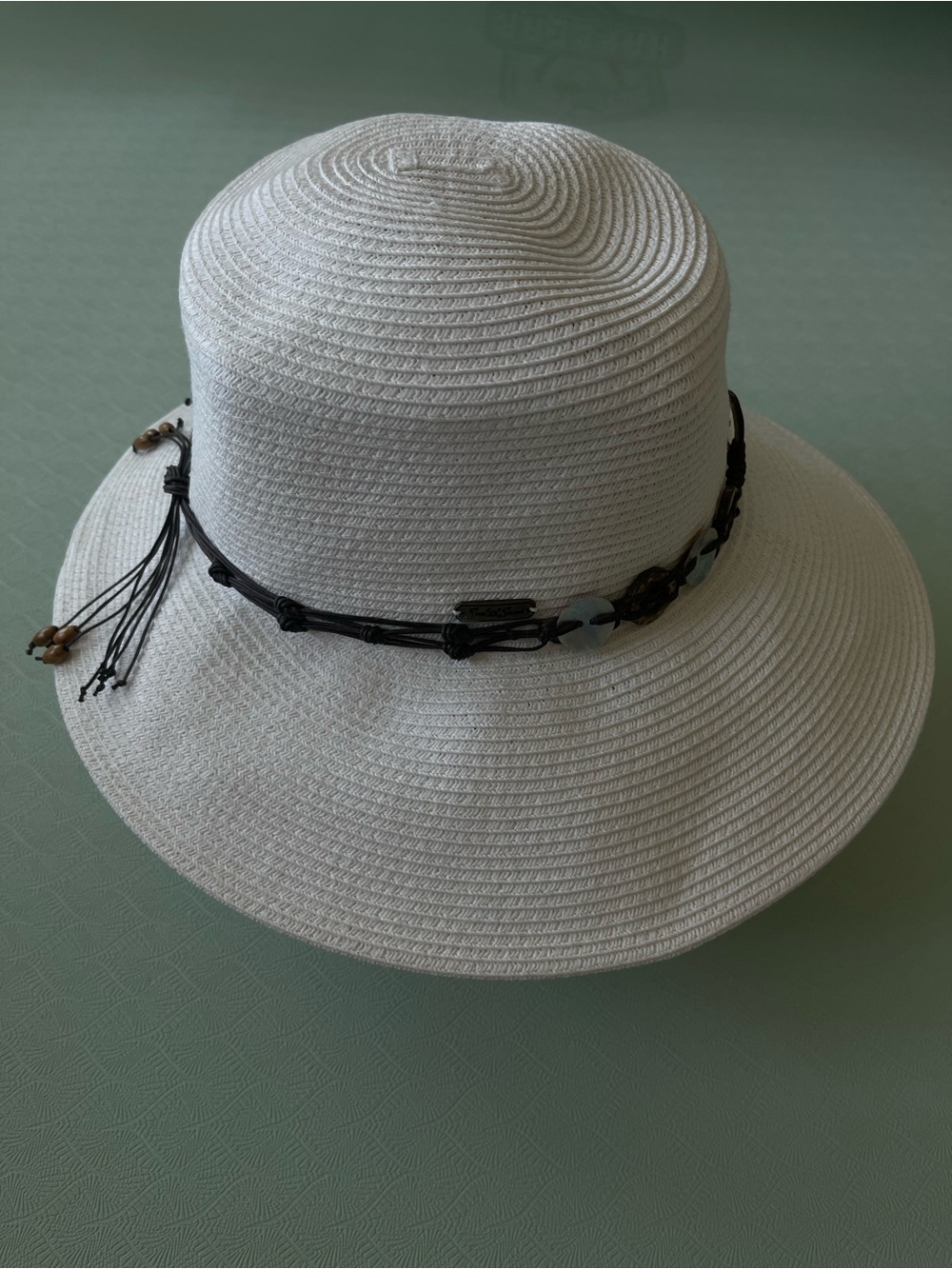 Sun 'N' Sand Classic Women's White Straw Sun Hat with Decorative Beaded Band